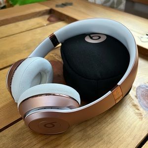 Beats Solo3 Wireless Headphones